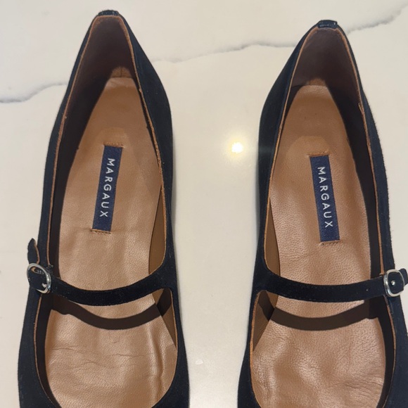 Margaux Elegant Black Flats - Picture 3 of 5